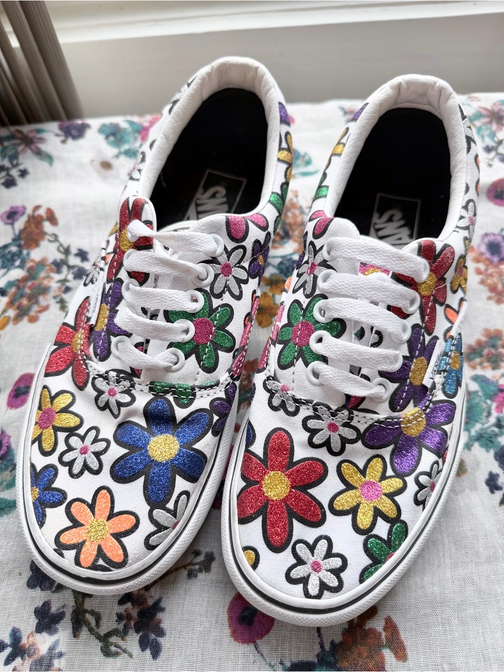 Vans Glitter Daisy Sneakers Happy Retro Floral Women’s 8.5